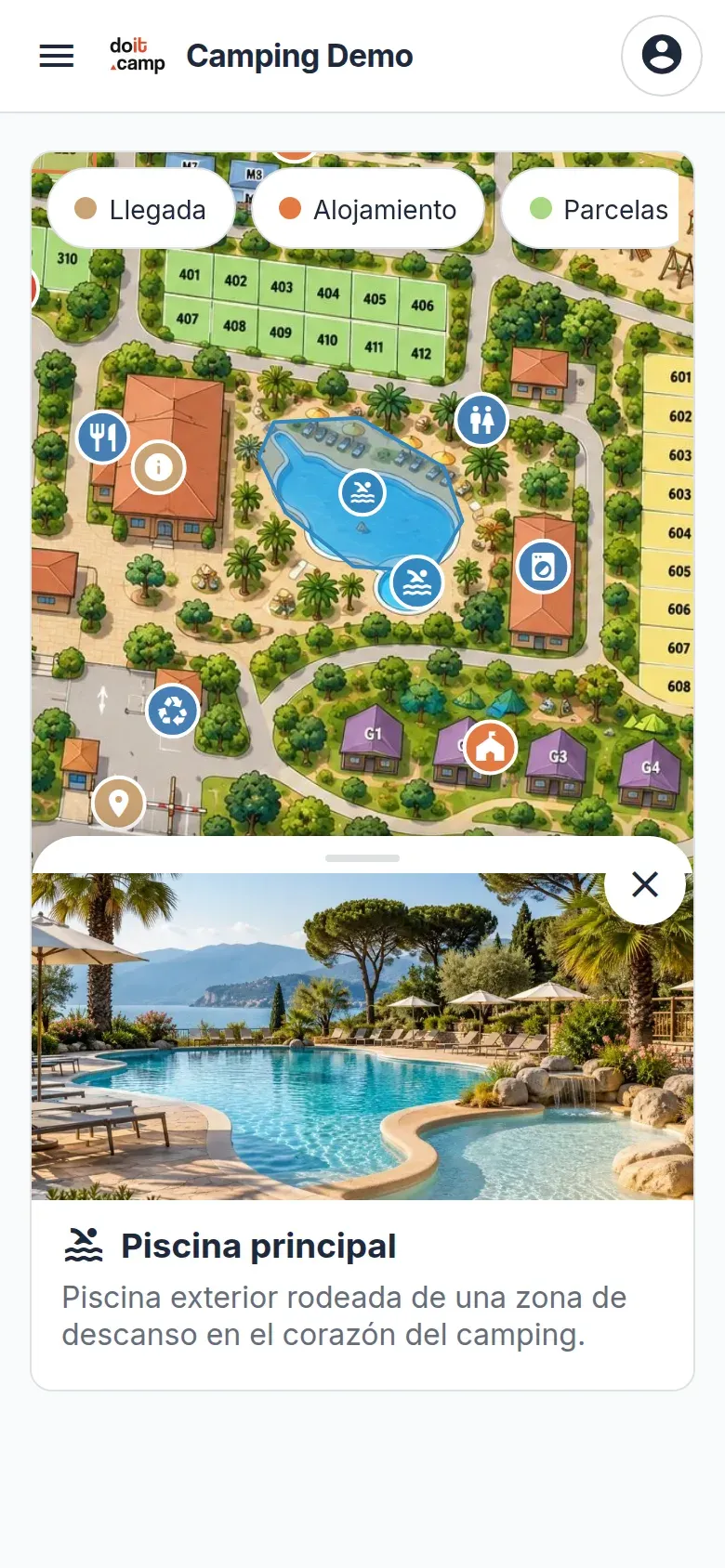 La Guest App en un móvil: el mismo mapa con la ficha de la piscina principal abierta en la parte inferior.